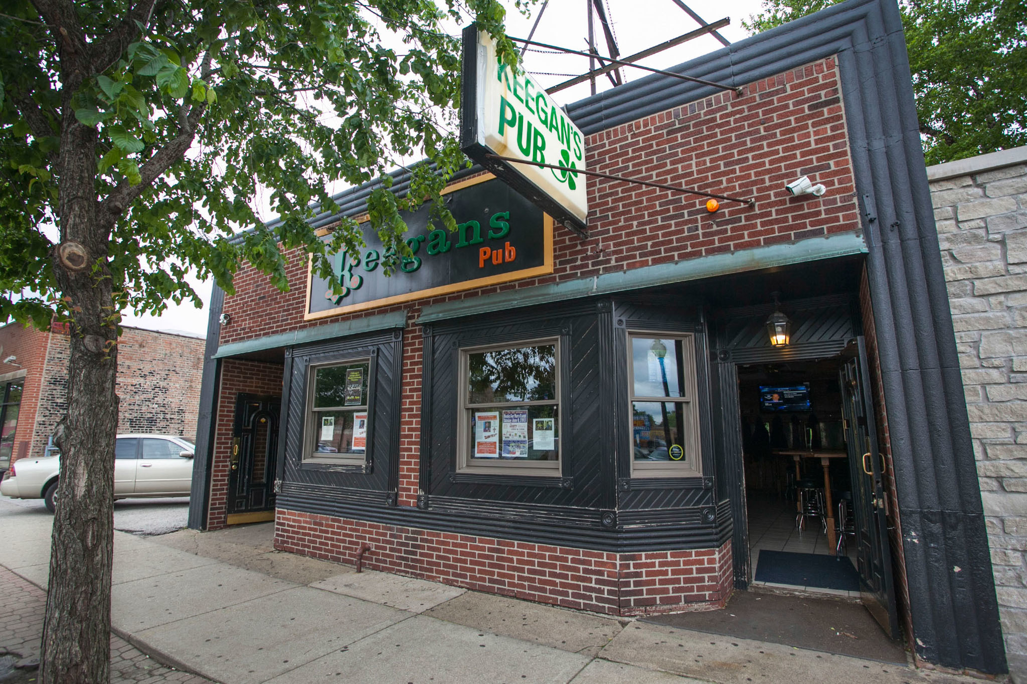 Best Irish pubs in Chicago for Guinness, Irish whiskey and more