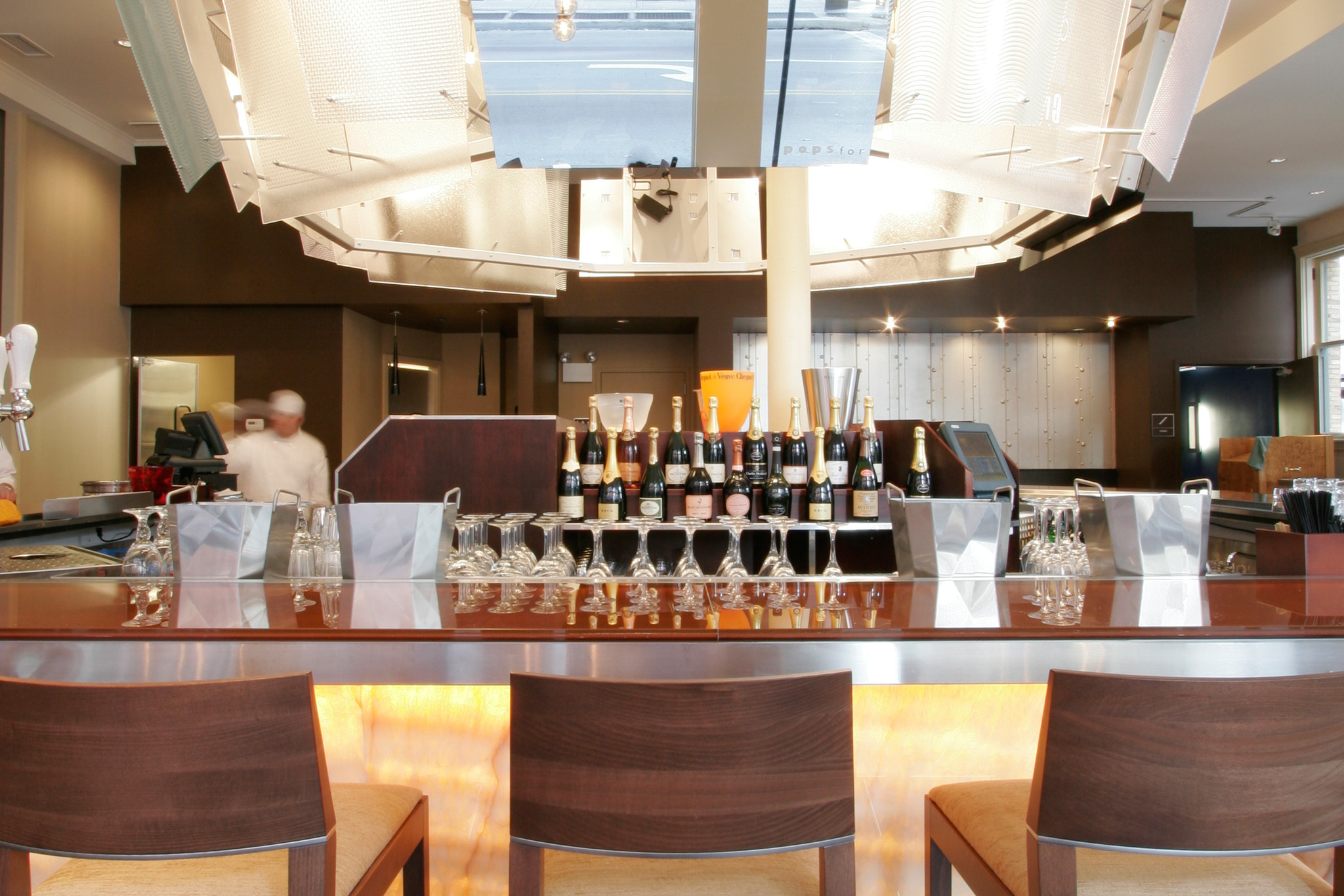 Best wine bars for pinot noir and more in Chicago