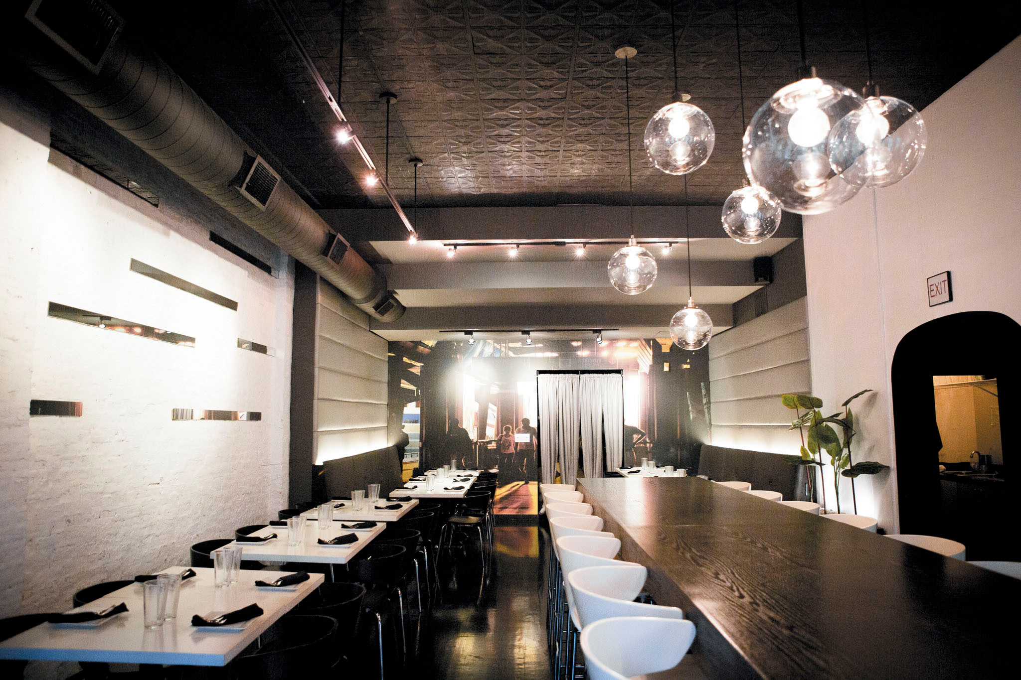 14 Best Thai Restaurants in Chicago to Eat Pad Thai & Sticky Rice