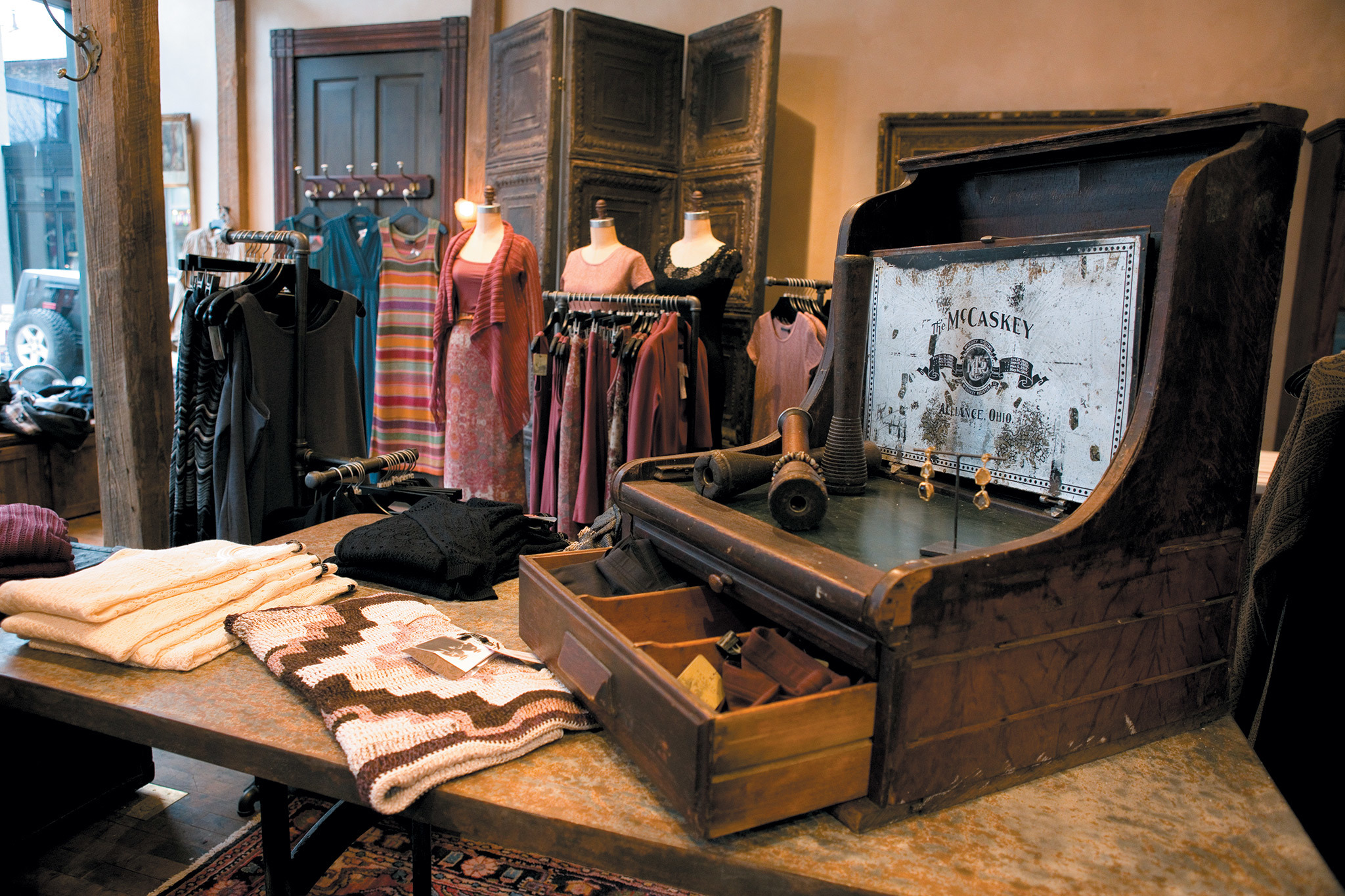 Peruvian Connection Shopping in Lincoln Park, Chicago