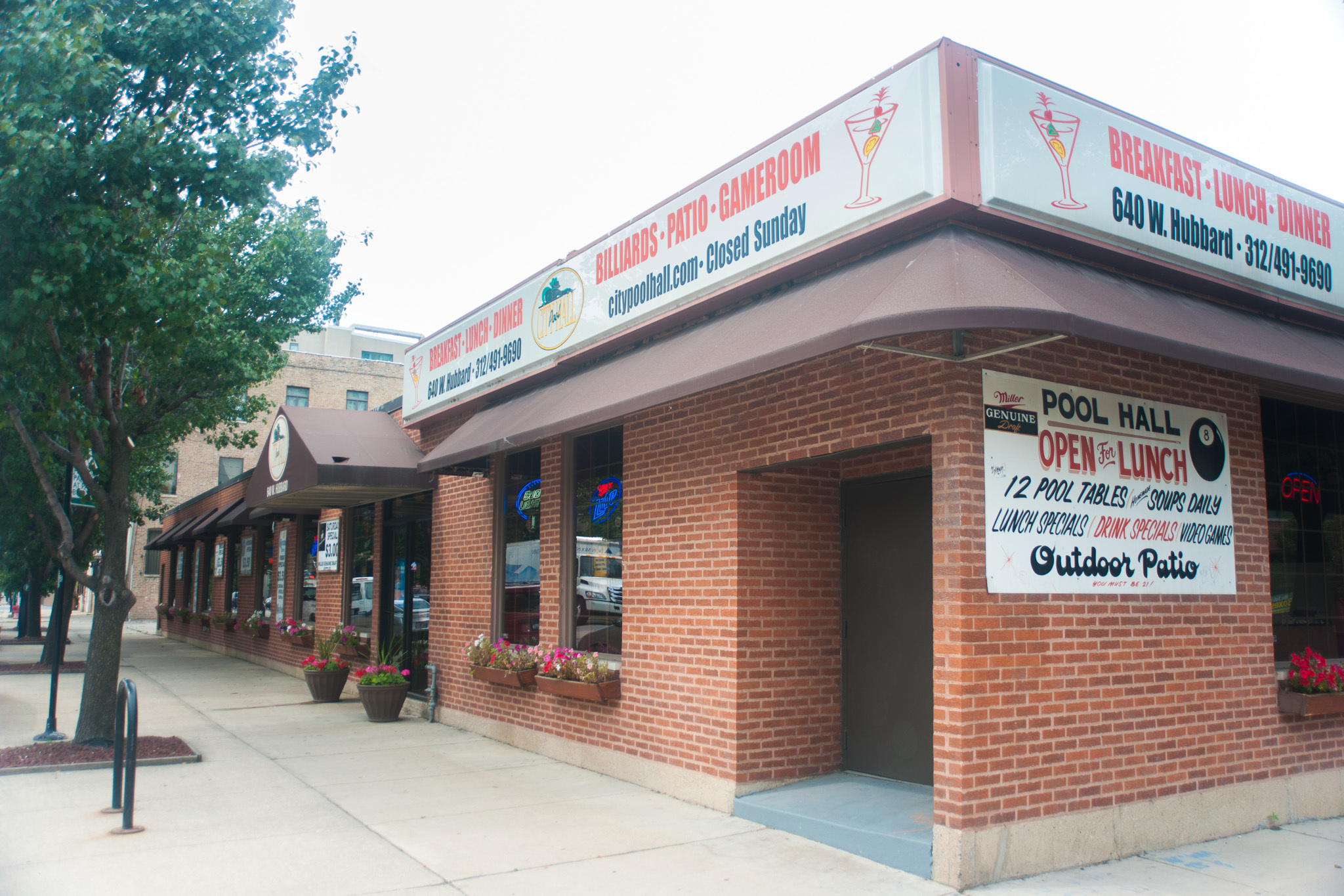 City Pool Hall Bars in River West/West Town, Chicago