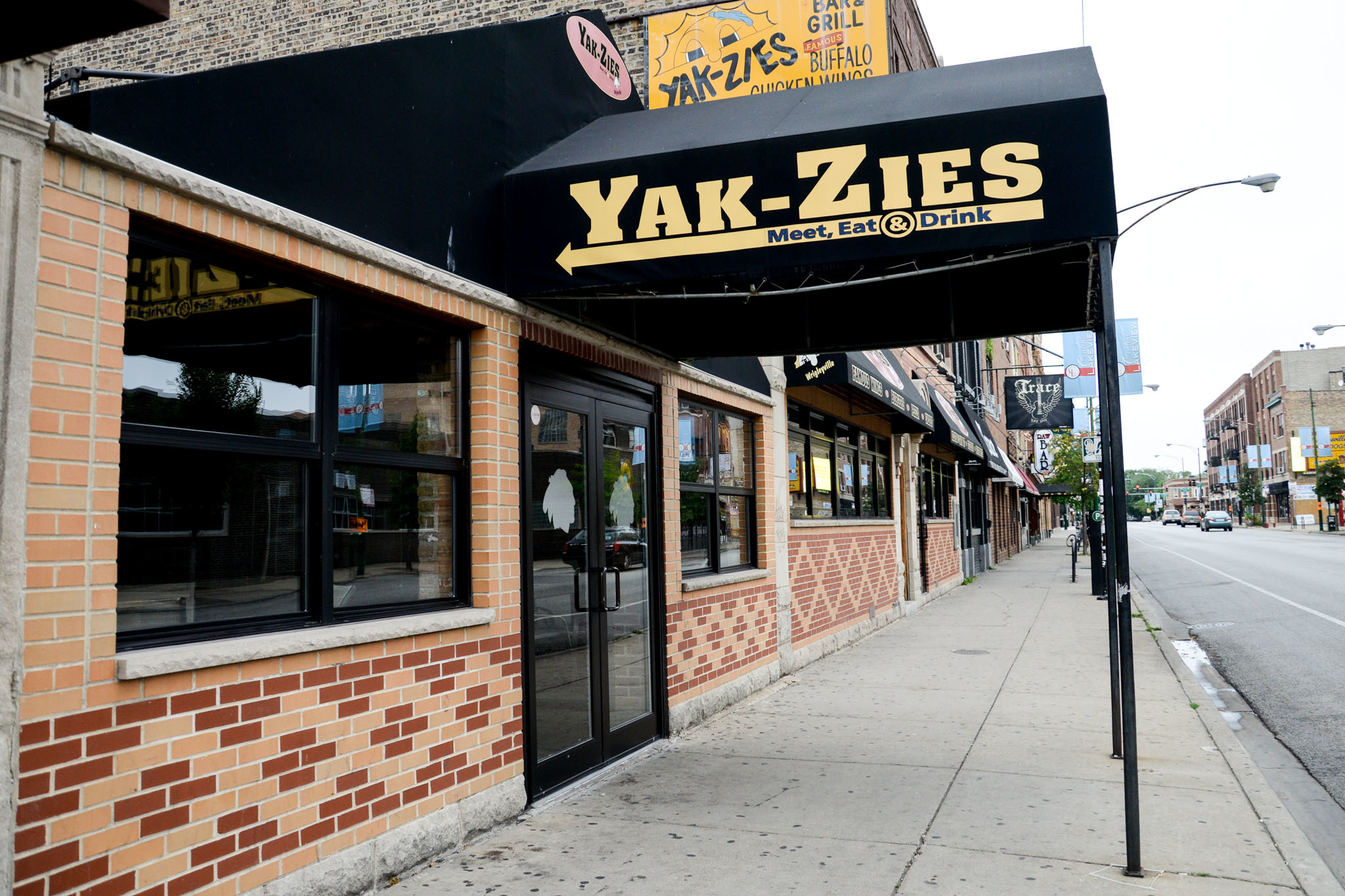 14 Wrigleyville Bars Where You Can Watch the Cubs Play