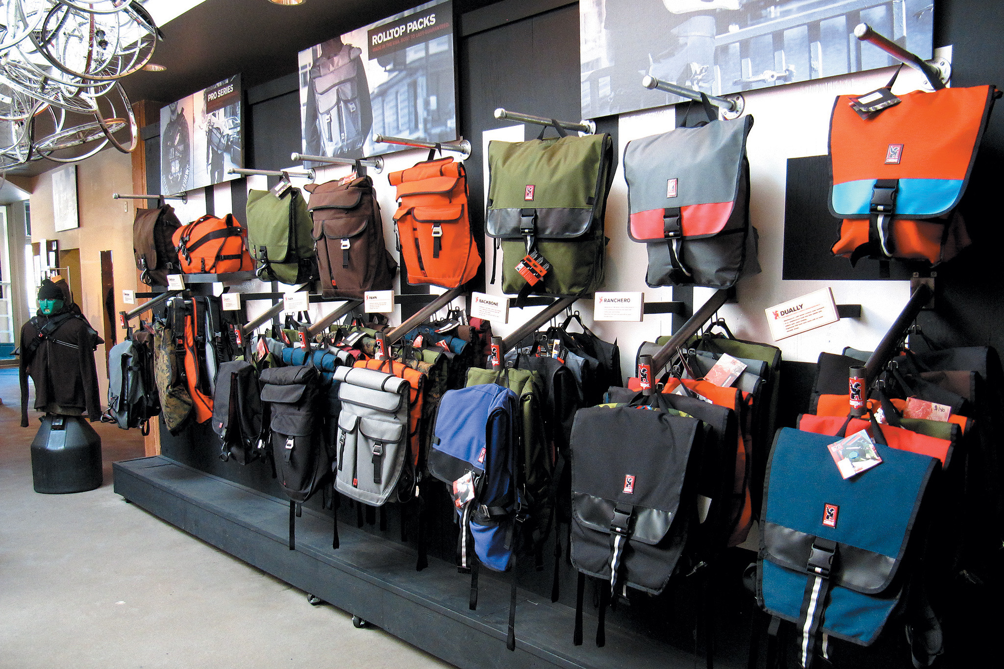 Chrome Shopping in Wicker Park, Chicago