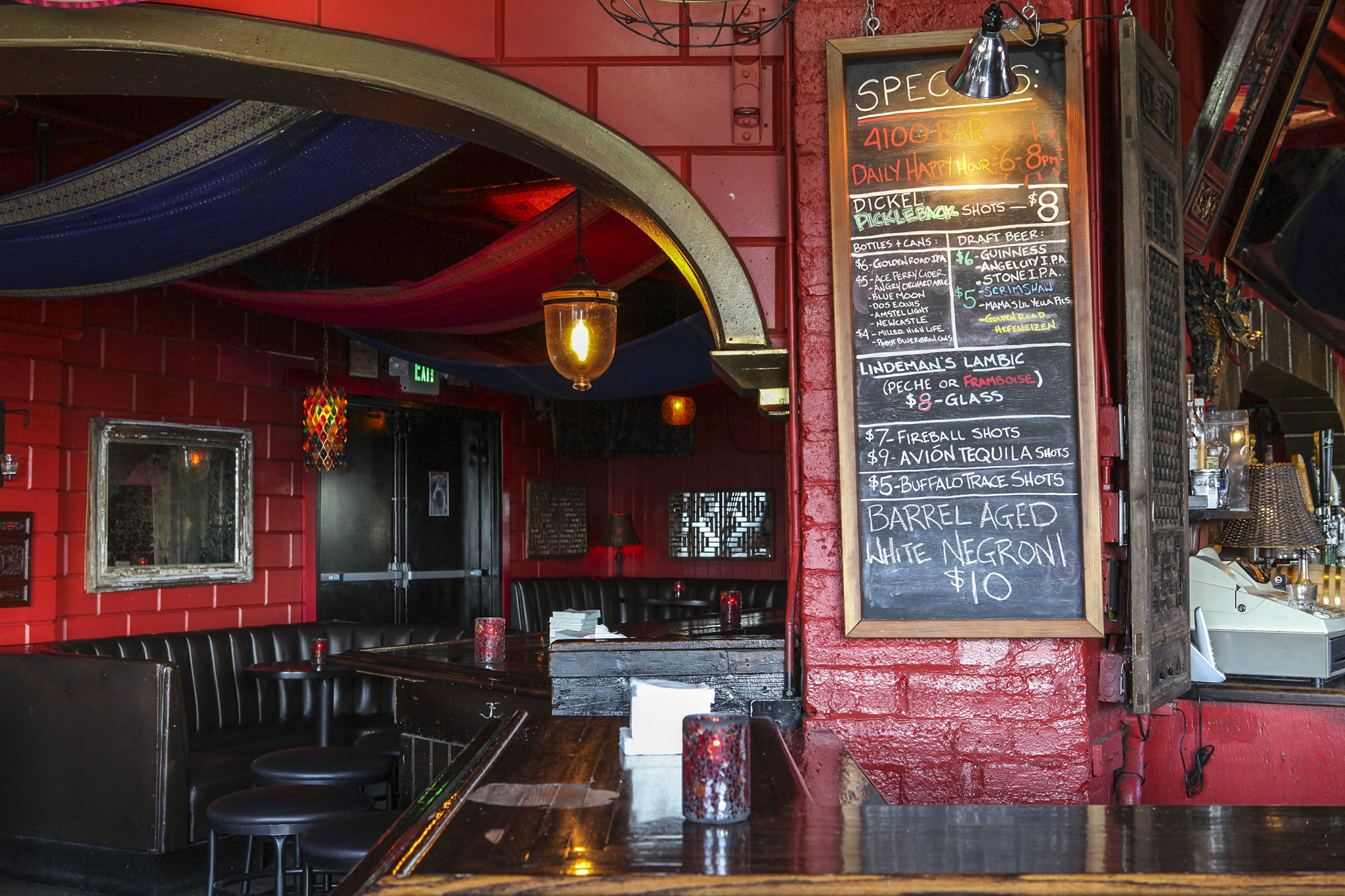 Best Silver Lake, Los Angeles bars for drinking