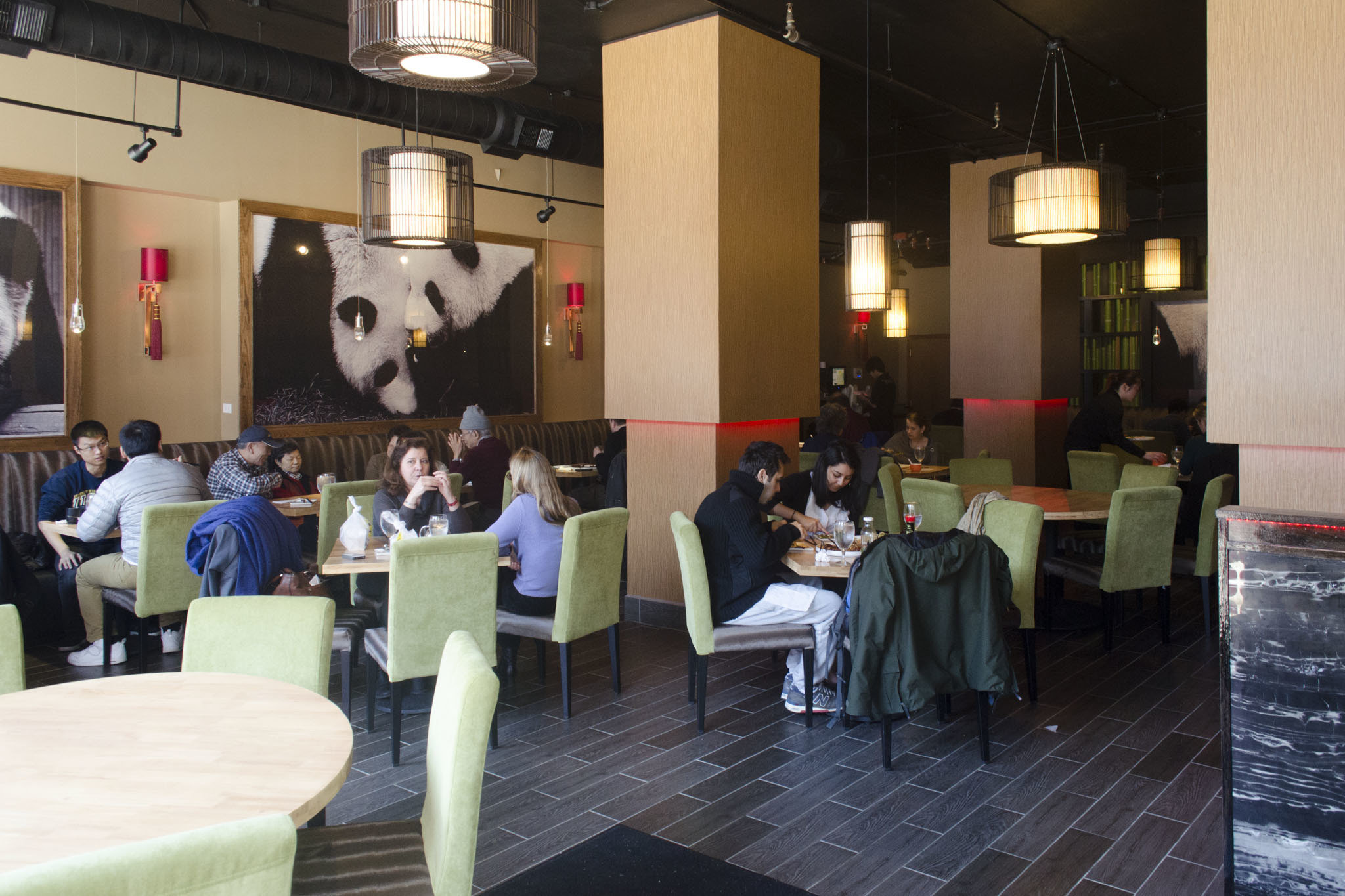 9 Best Evanston Restaurants From Burgers to PanAsian Cuisine