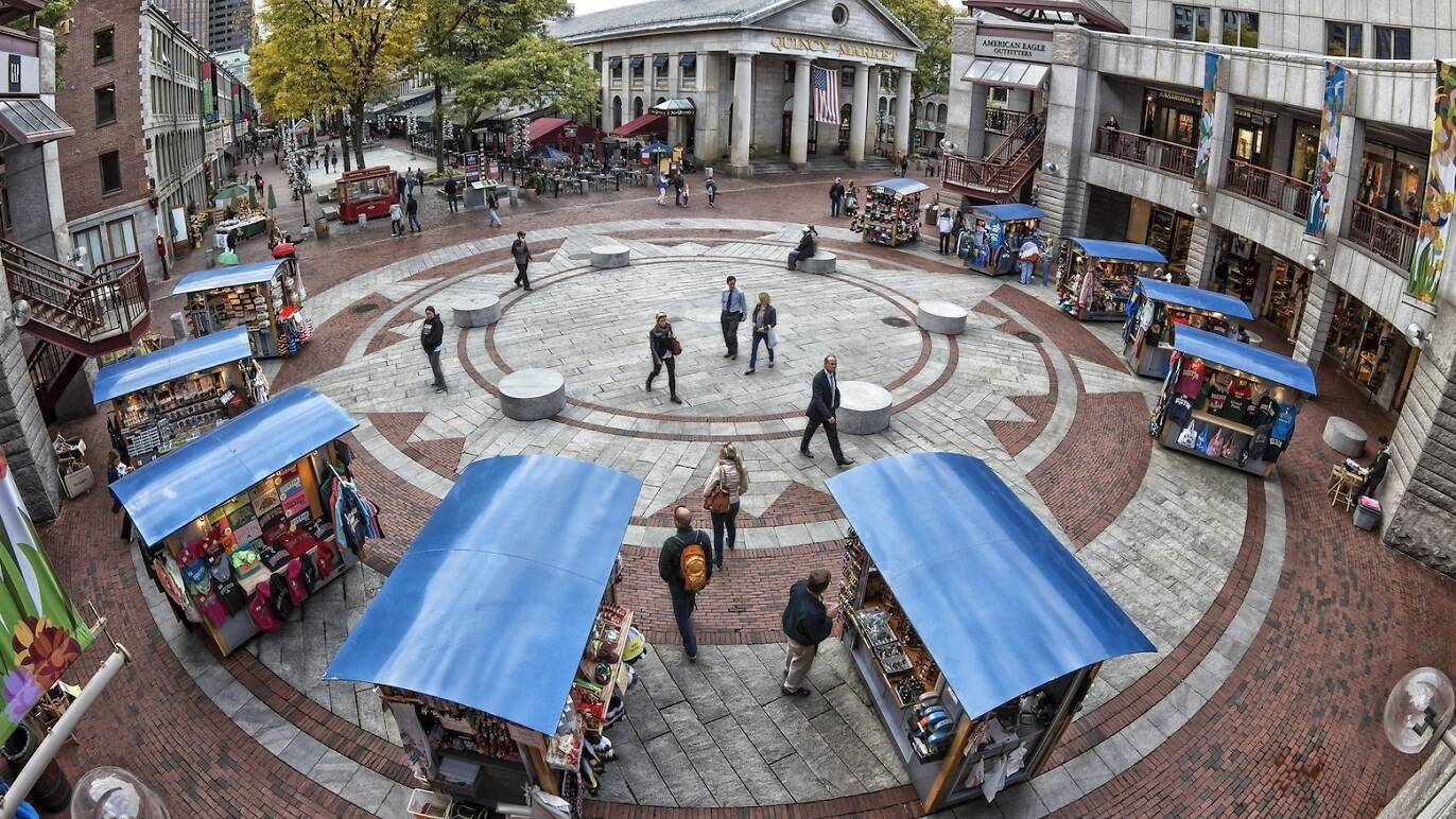 7 Best Restaurants in Quincy Market and Faneuil Hall