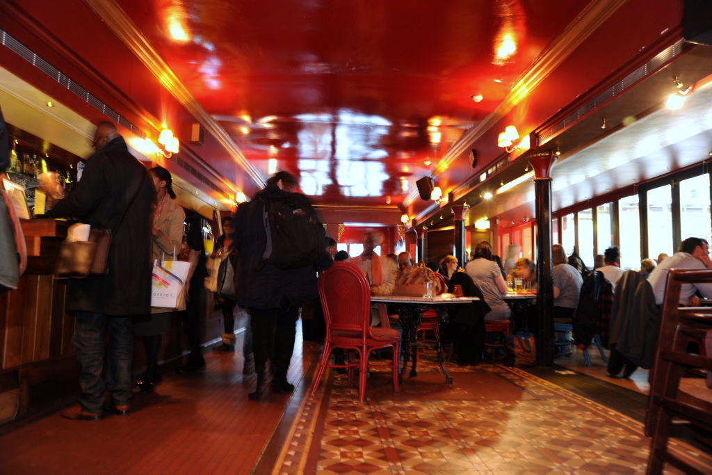 Stratford Area Guide Restaurants, Hotels and Things to Do in