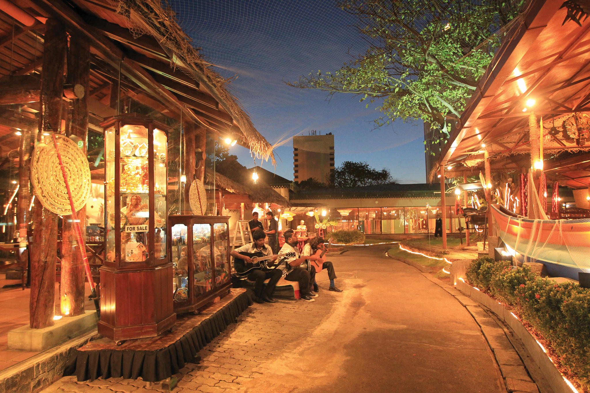 Curry Leaf Restaurants in Colombo 2, Sri Lanka