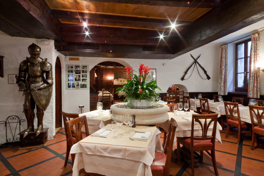 Where to eat fondue Find the best fondue restaurants in Switzerland