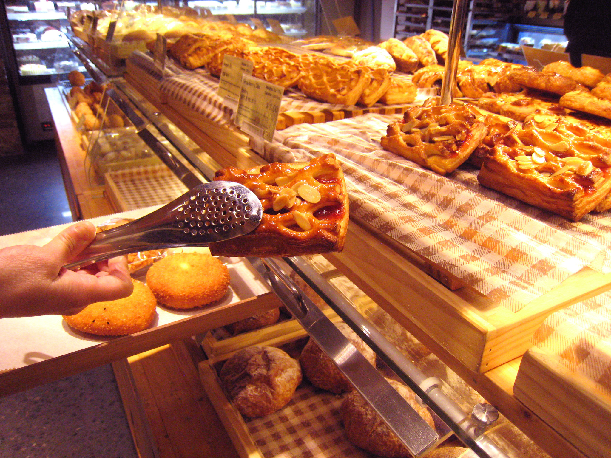 Tous Les Jours Restaurants in Suburbs, Chicago