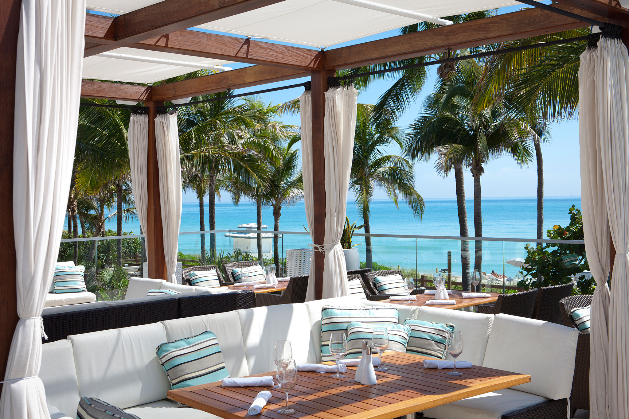 Best rooftop bars in Miami from poolside spots to outdoor clubs