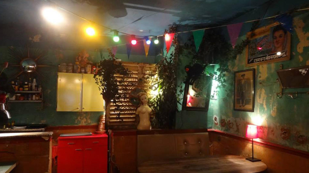 Ave Maria Restaurants in SaintAmbroise, Paris