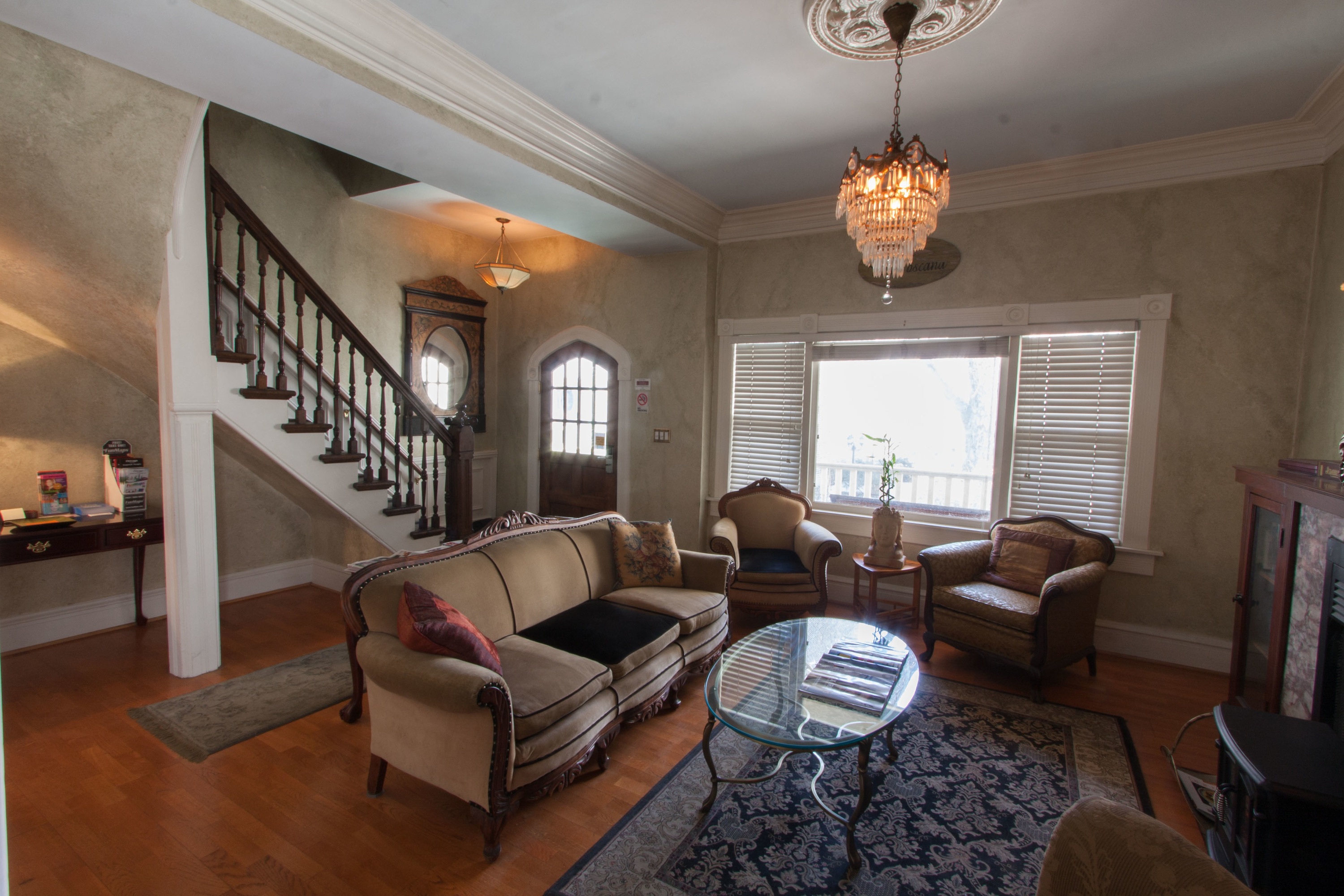 The Villa Toscana Hotels in Boystown, Chicago