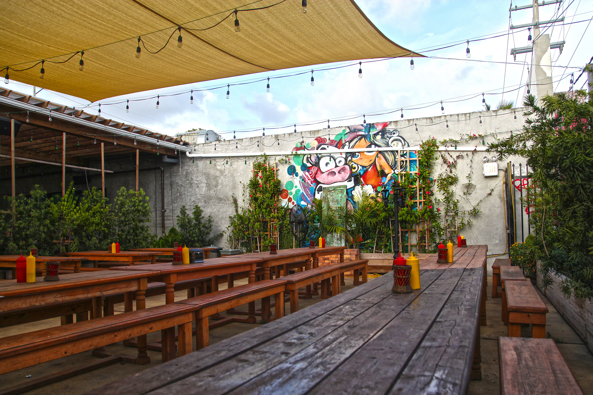 Best craft beer bars in Miami from biergartens to brew pubs