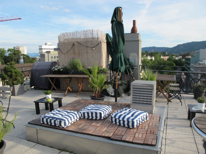 Hotel Helvetia rooftop bar Bars and pubs in Werd, Switzerland