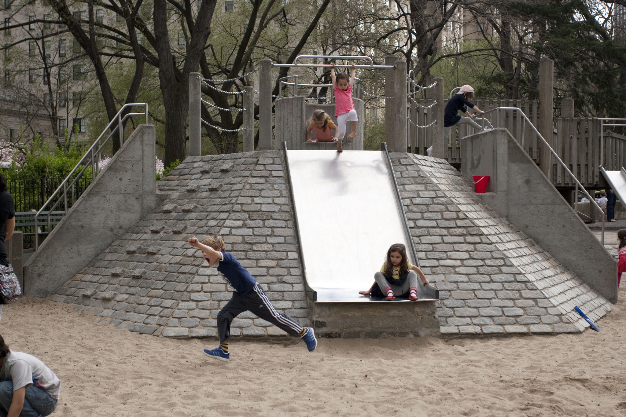 41 Epic Kids’ Playgrounds in NYC You Need To Visit