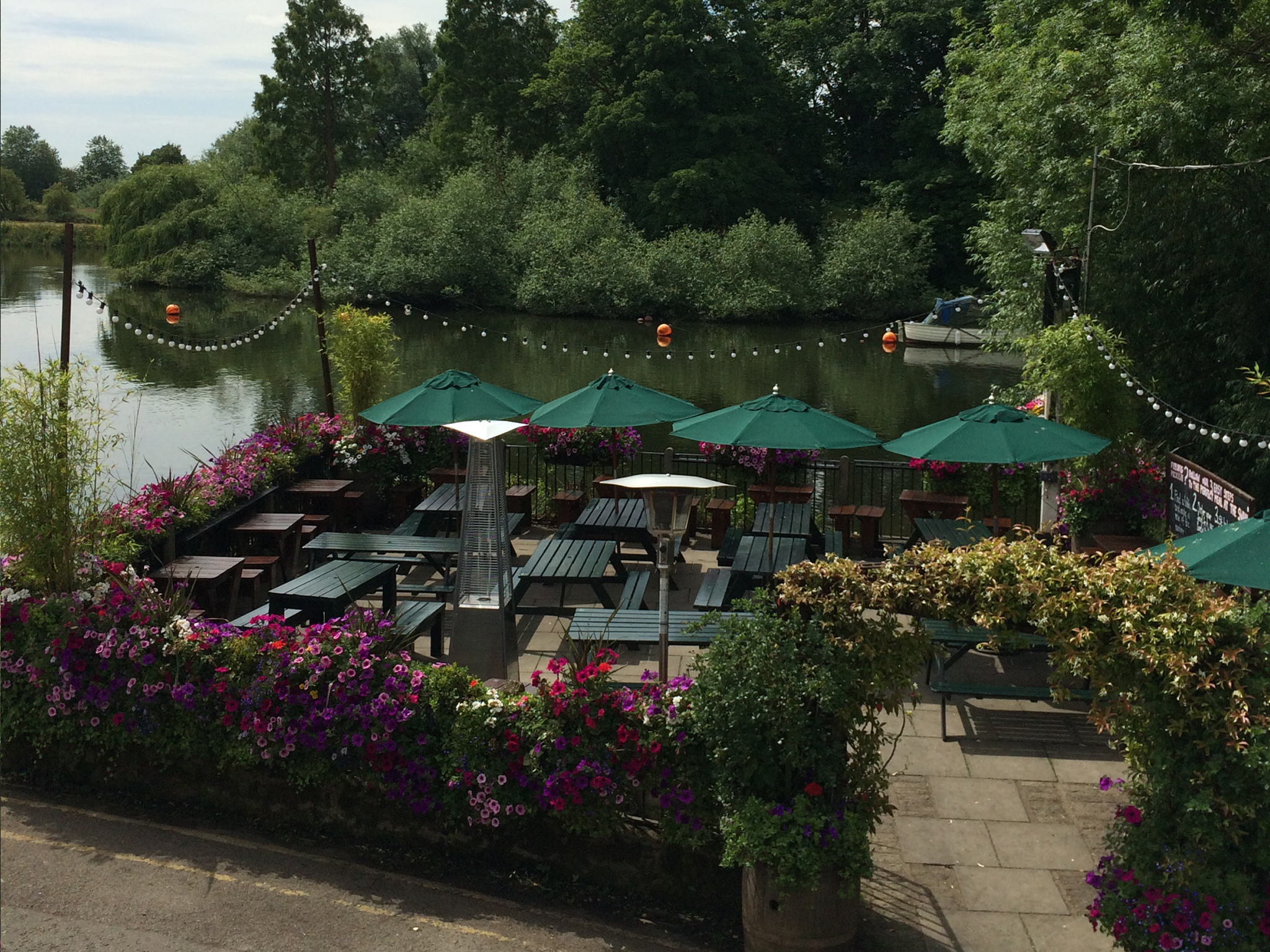 30 Best Beer Gardens In London Pubs Now Taking Bookings