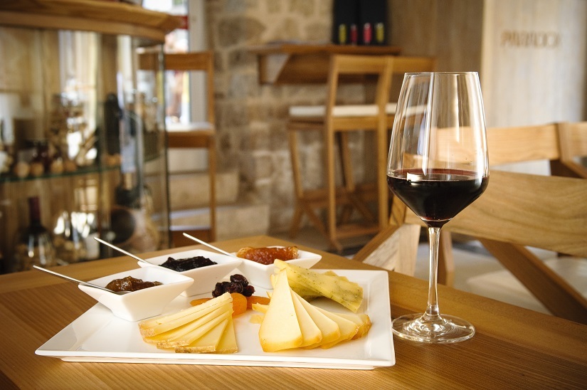 Wine & Cheese Bar Paradox Bars and pubs in Split, Croatia