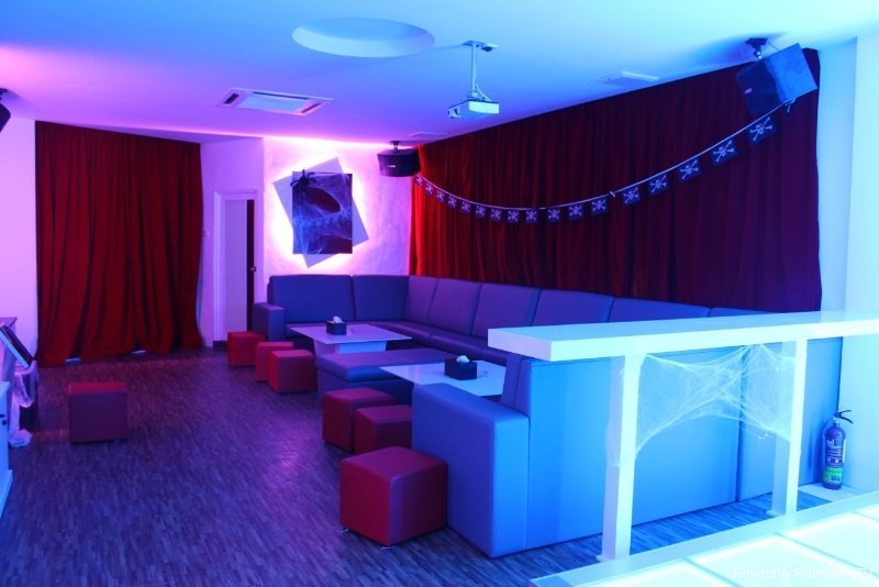 kota damansara karaoke Samantha Tucker