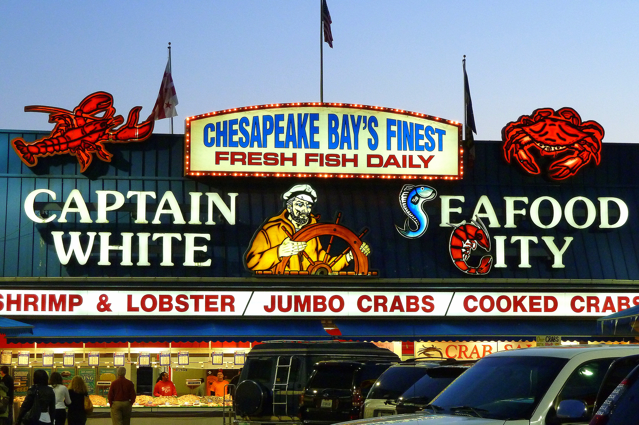 Captain White Seafood City Restaurants in Main Avenue Waterfront