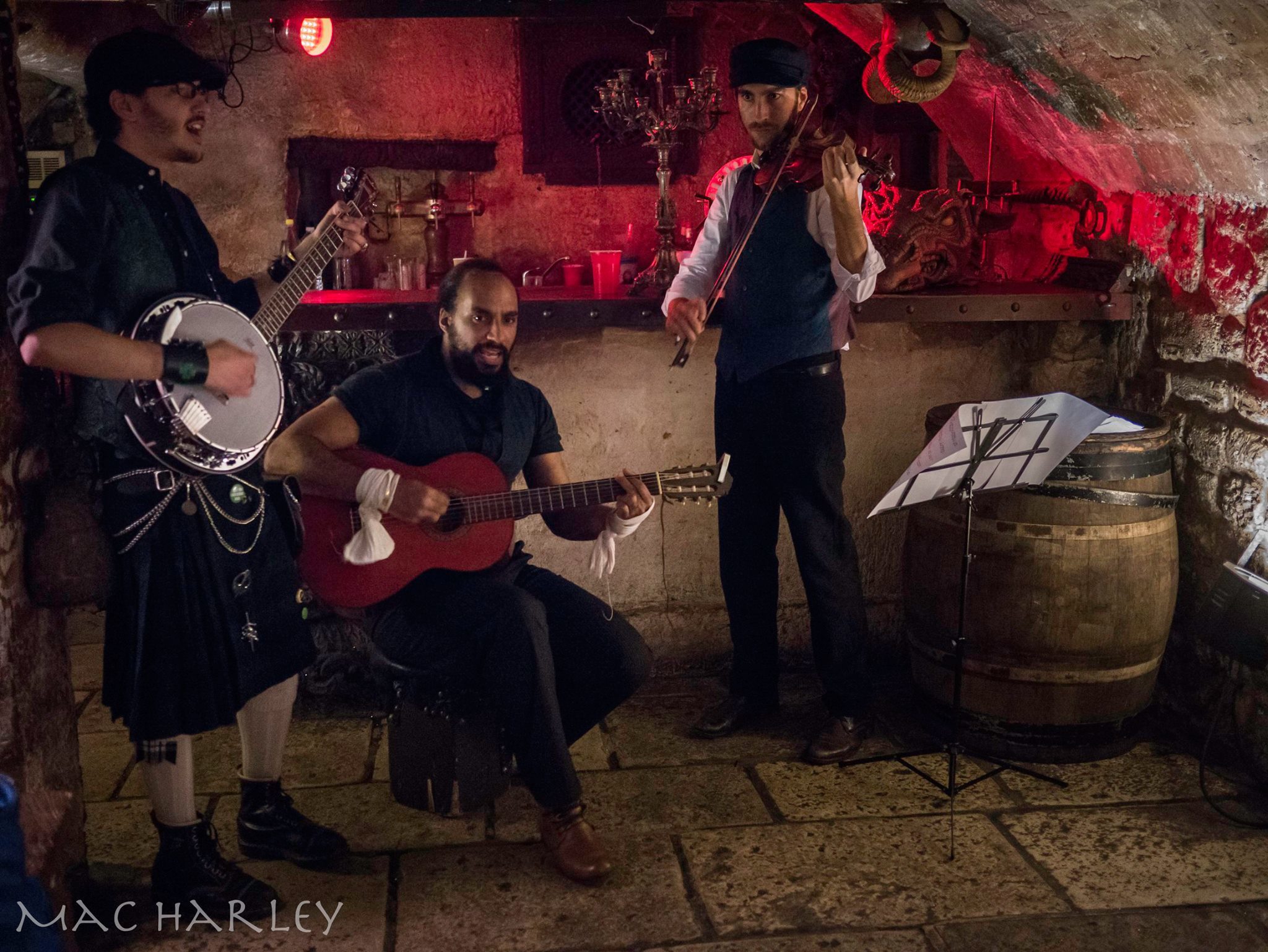 Le Fabuleux de Curiosités Bars à SaintAmbroise, Paris