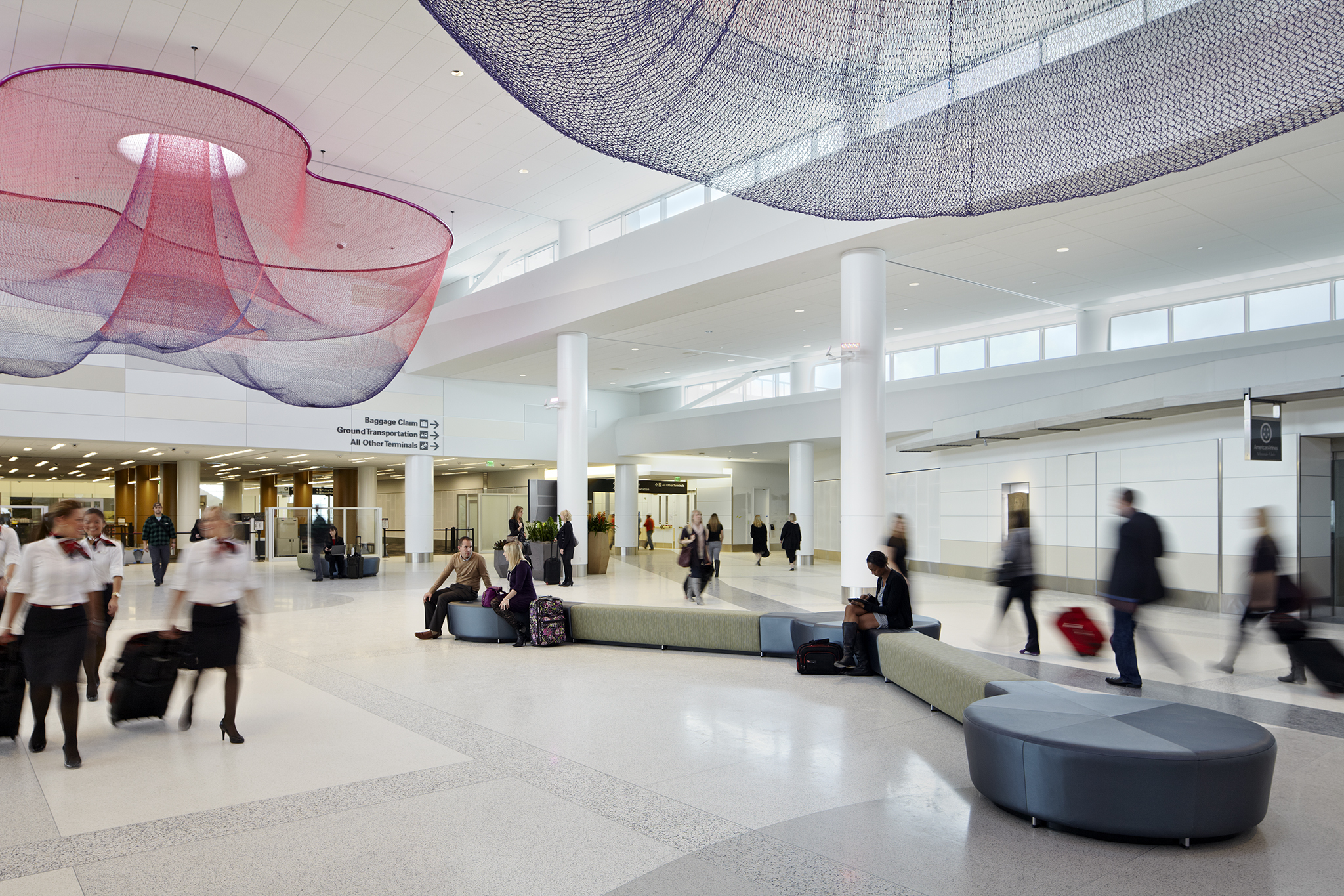 Five best airports and five worst airports in America