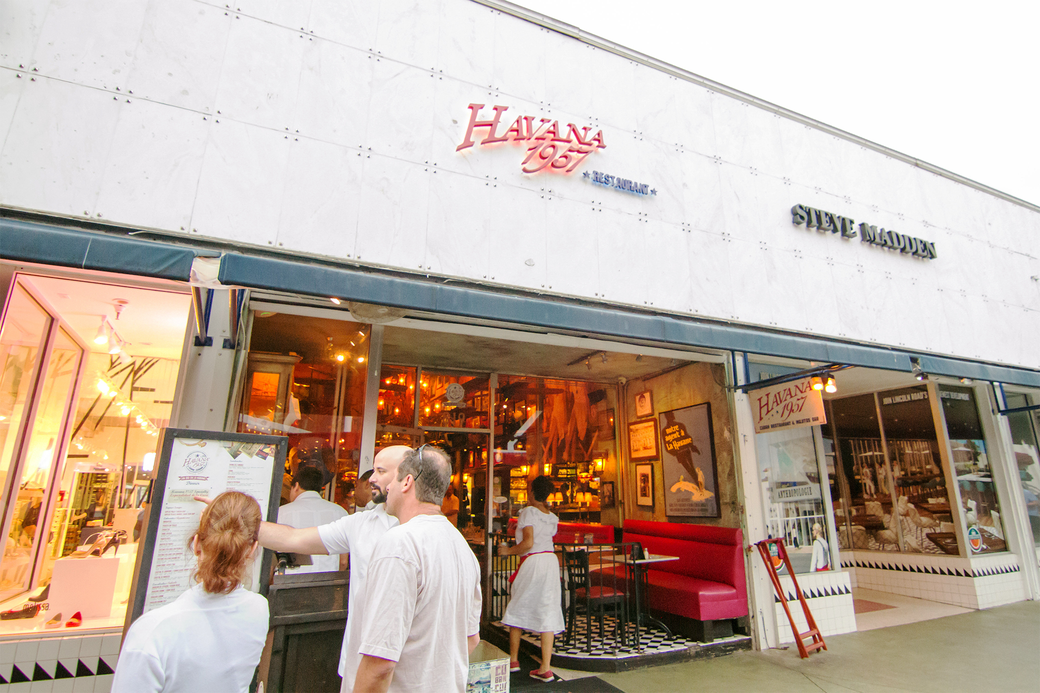 Havana 1957 Lincoln Road Restaurants in South Beach, Miami