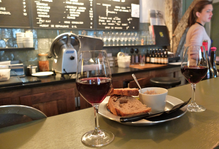 100 Best Bars in Paris to Drink at Right Now