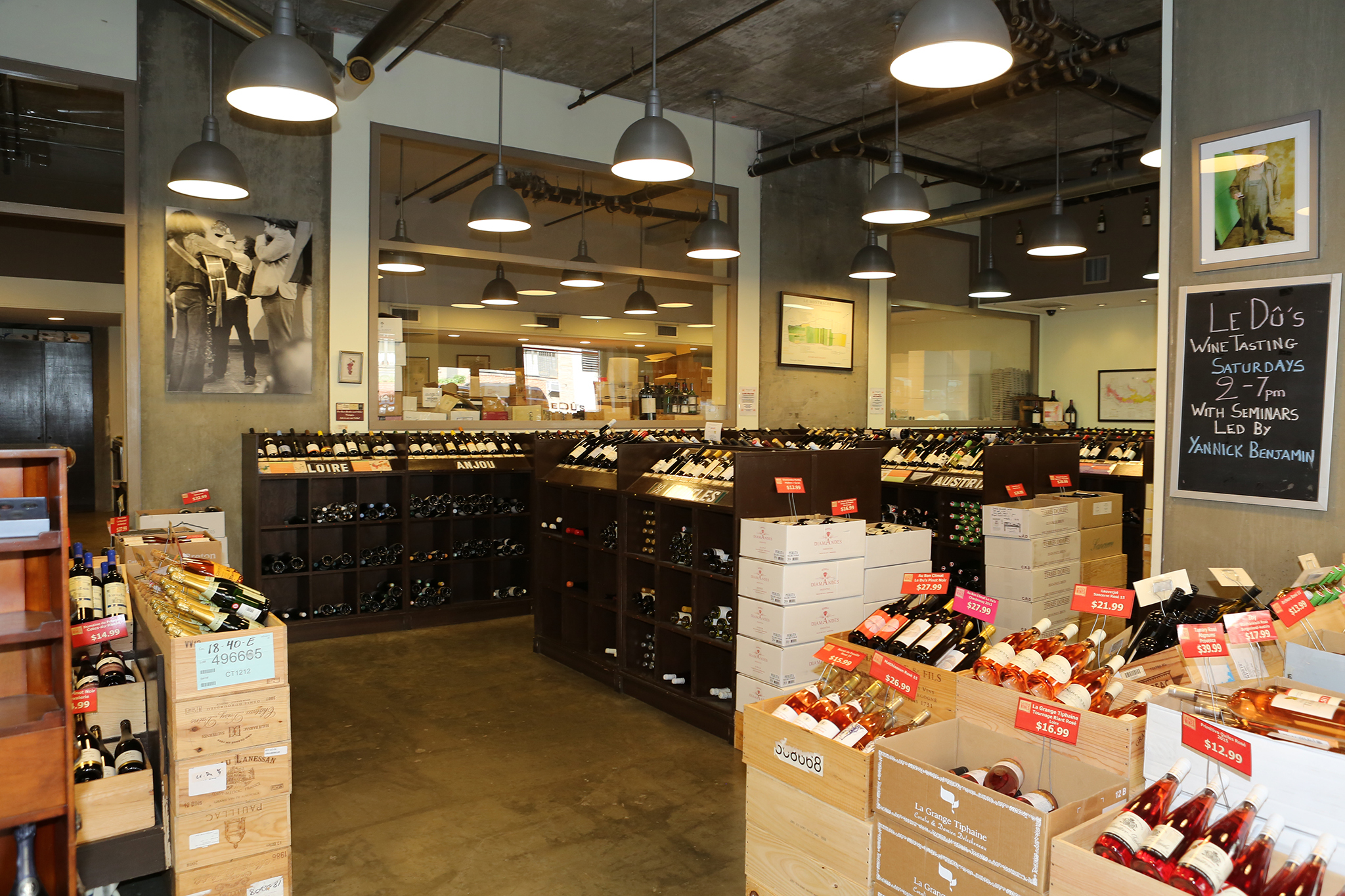 Best wine stores in NYC for wine tasting and well stocked bottles