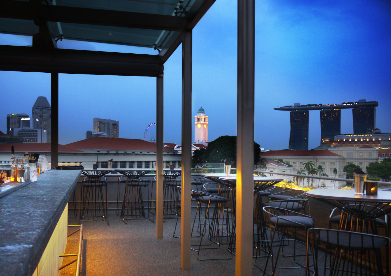 20 Best Rooftop Bars in Singapore With Scenic Views