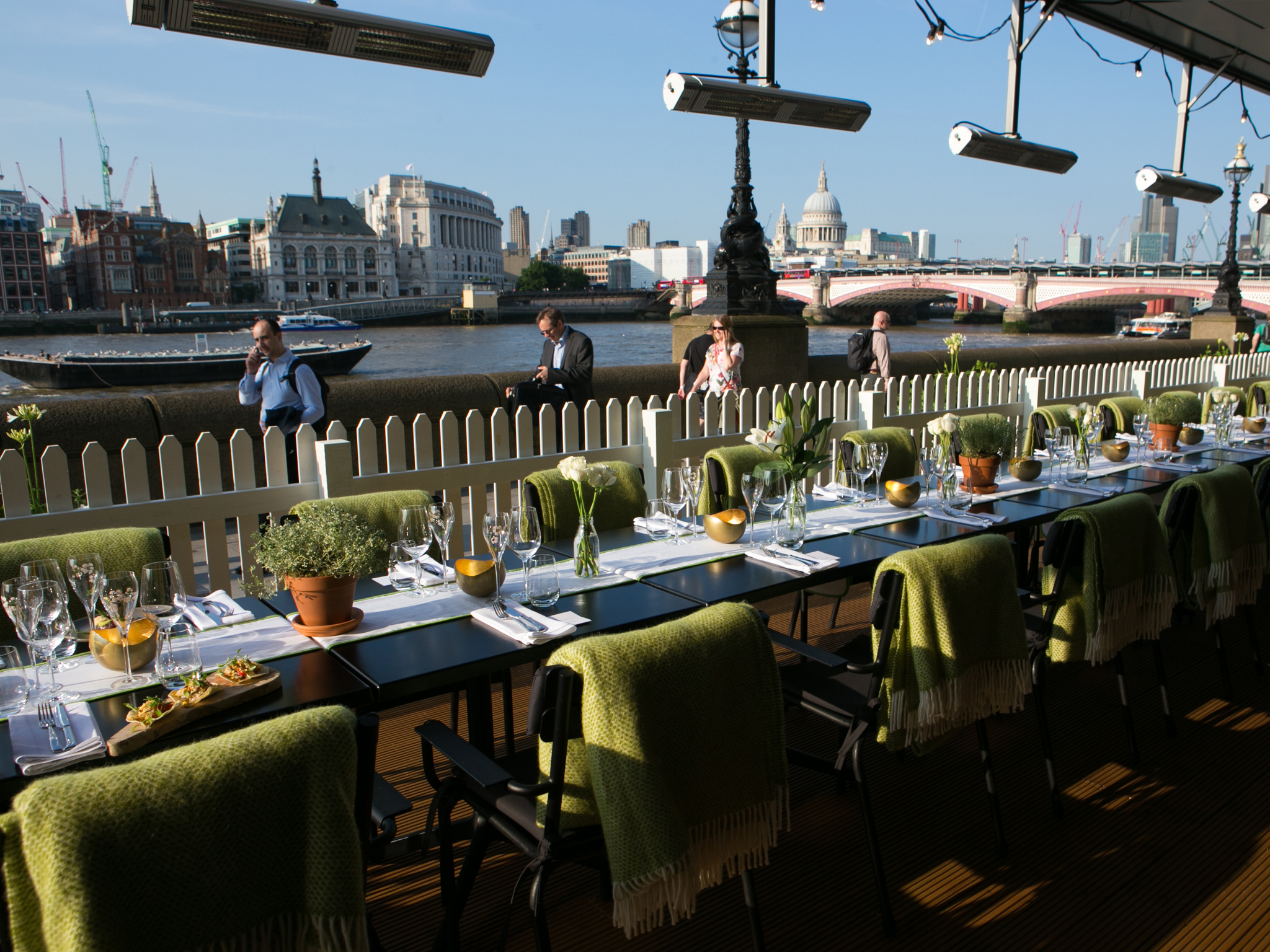 London’s Best Riverside Restaurants 30 Waterside Wonders