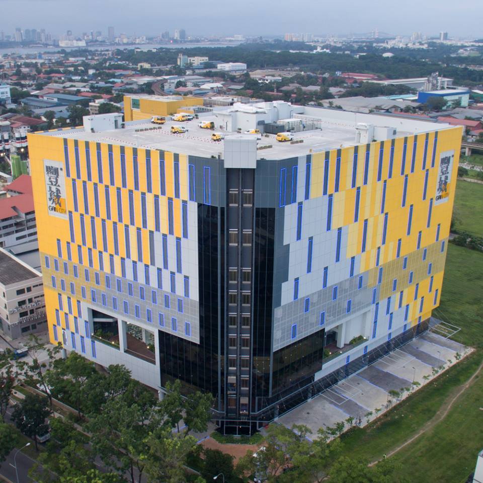 Gain City Megastore Shopping in Sungei Kadut, Singapore