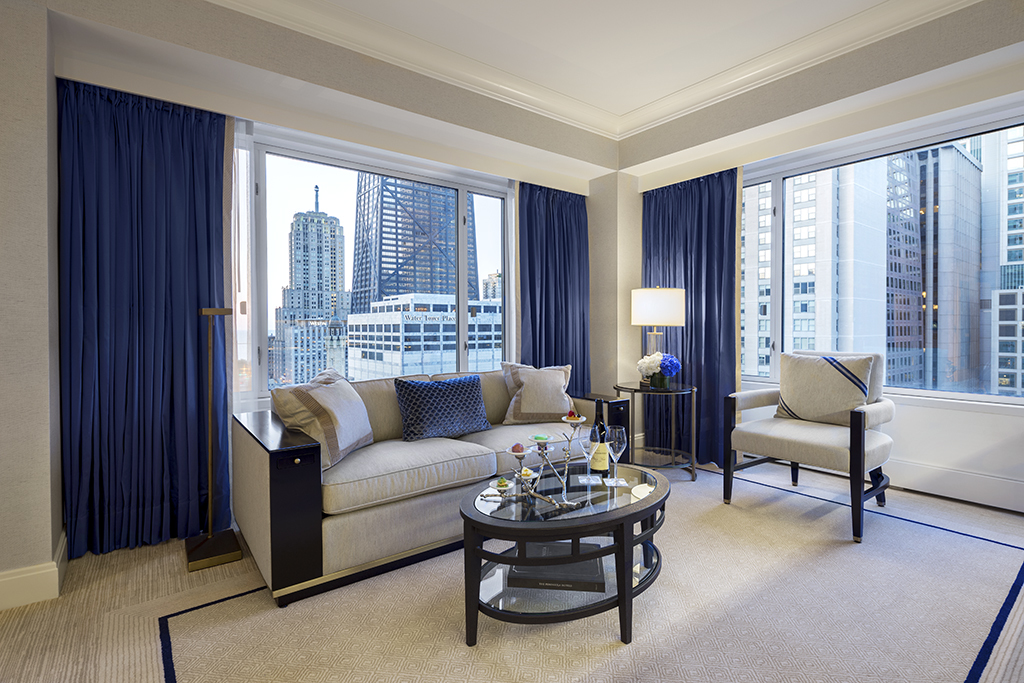 7 Best Hotels with Jacuzzis in Chicago