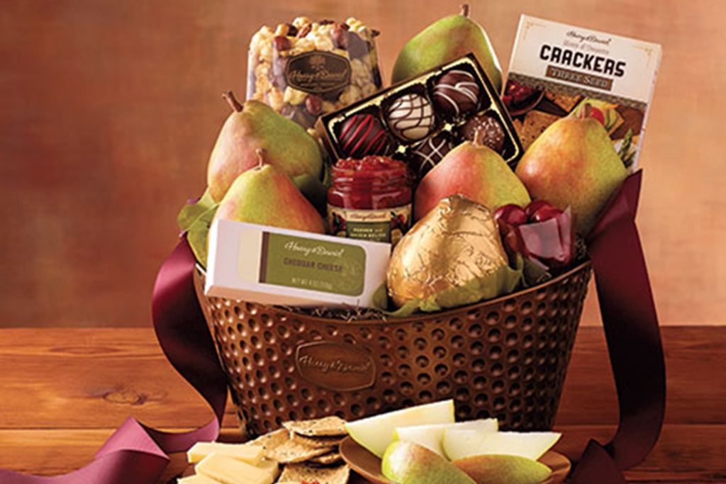 Best gift baskets for friends and family during the holidays