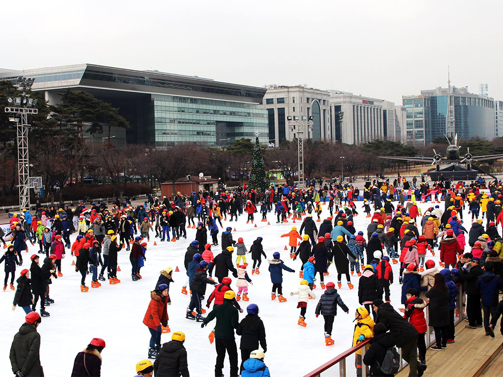 Ice skating rinks in Seoul