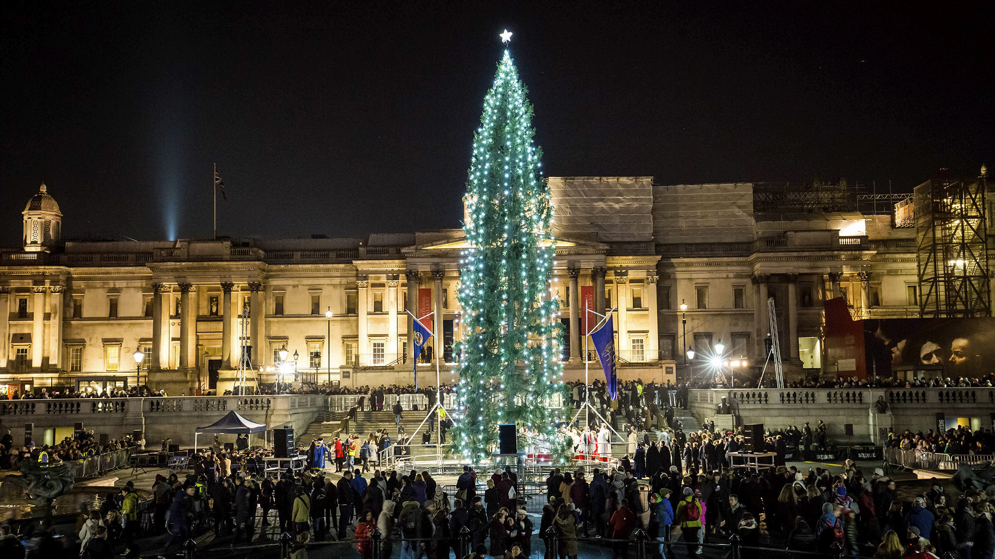 Christmas Tree Lighting Events Near Me 2022 Trafalgar Square's Massive Christmas Tree Is On Its Way To London Right Now