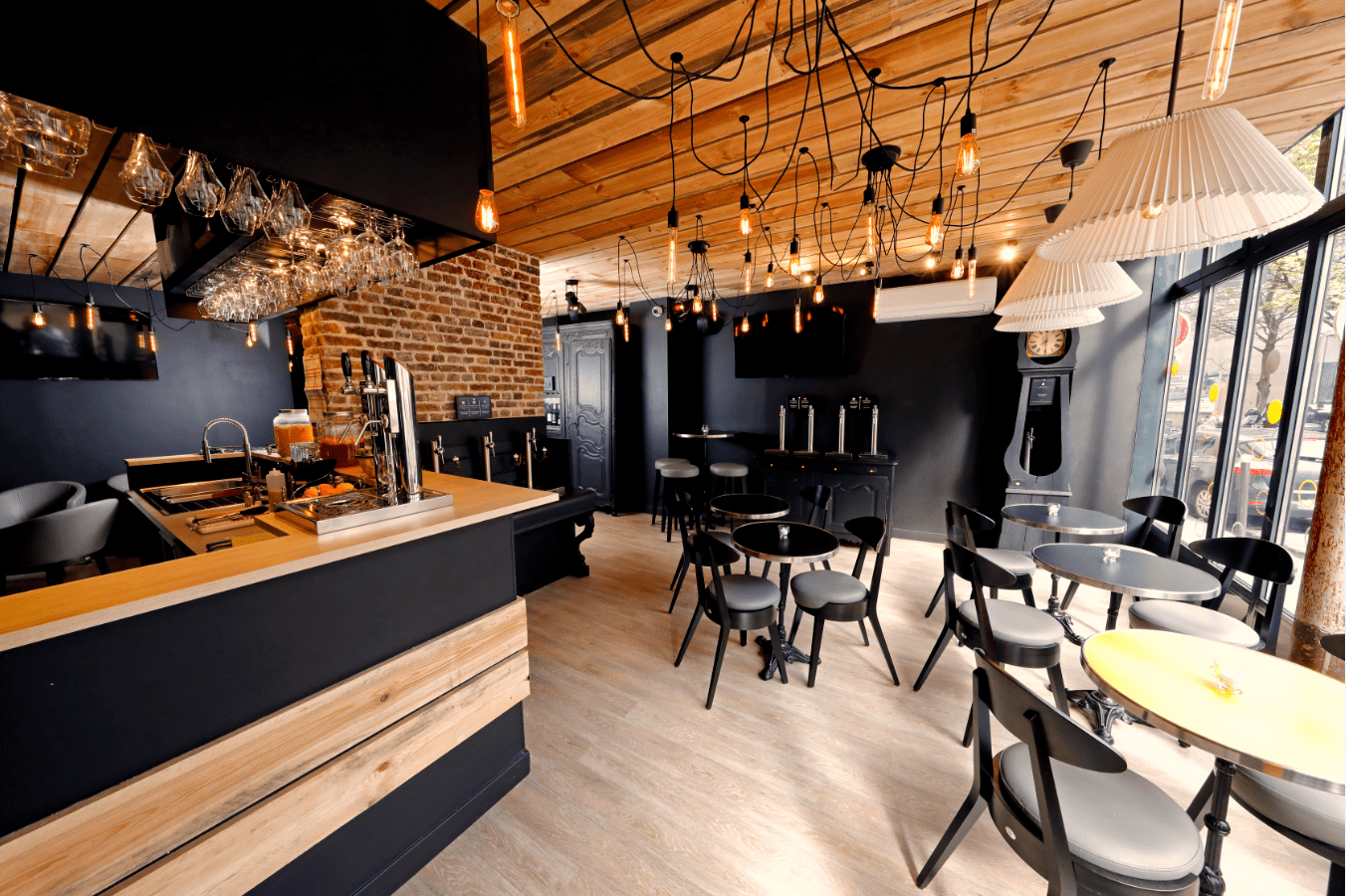 Café Babel Bars à SaintAmbroise, Paris