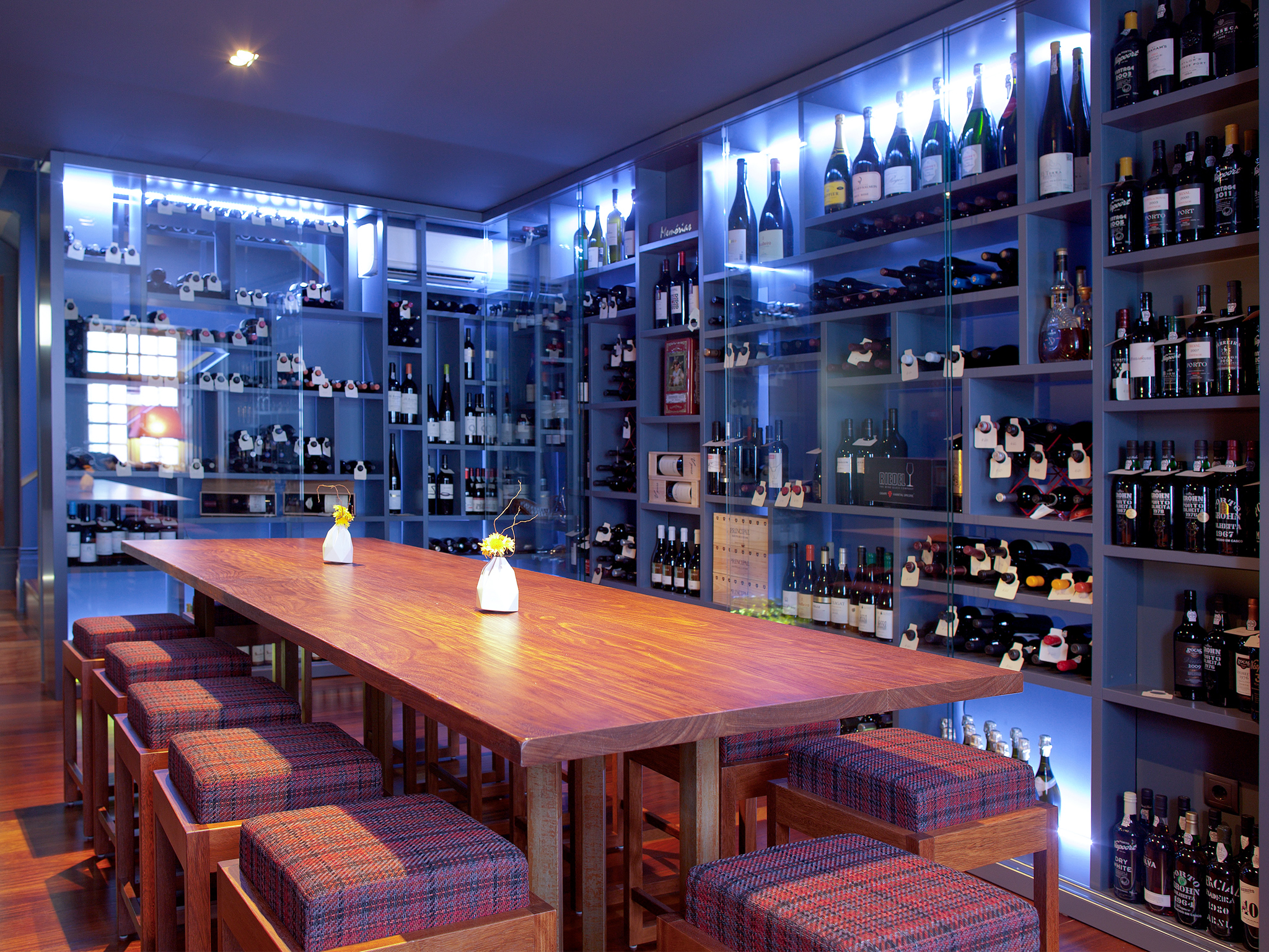 Porto's best restaurants to drink good wine For wine lovers