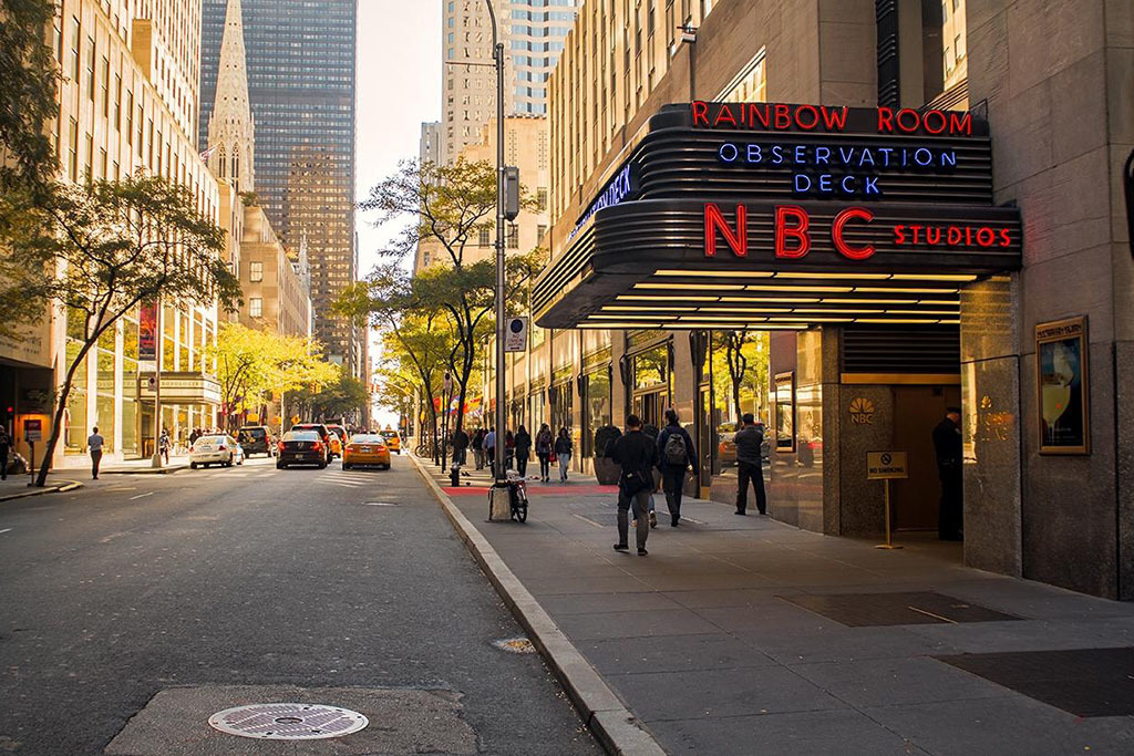 Best TV and movie tours in NYC including Friends and Seinfeld