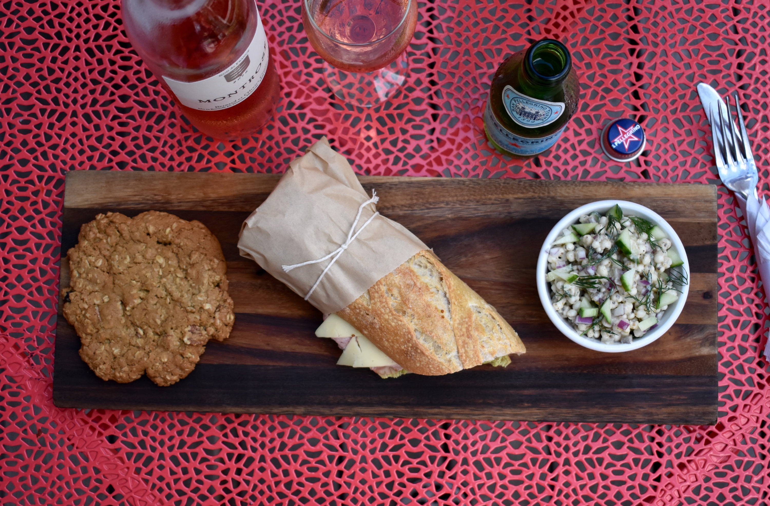 Where to buy gourmet picnic baskets in Chicago