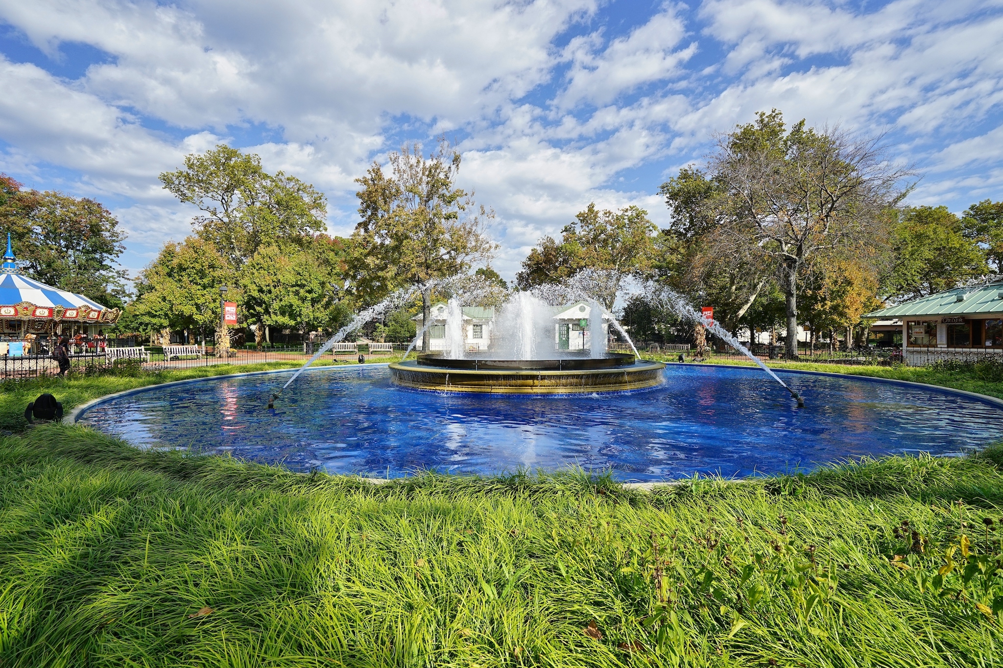 16 Best Philadelphia Parks for Hiking and People Watching