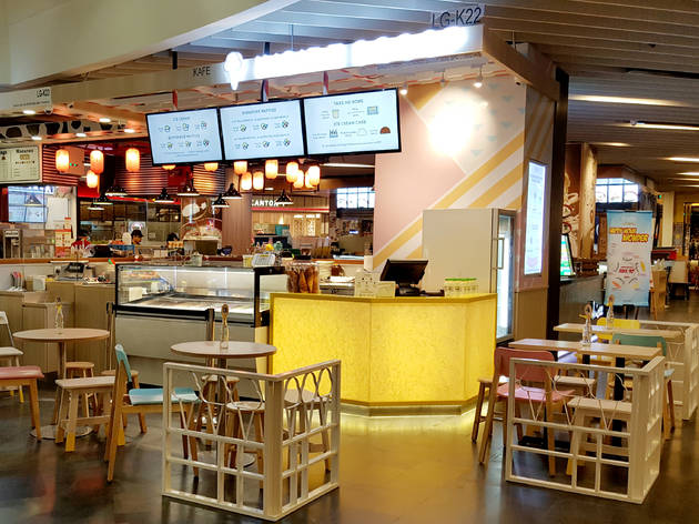Inside Scoop The Gardens Mall Restaurants in Mid Valley