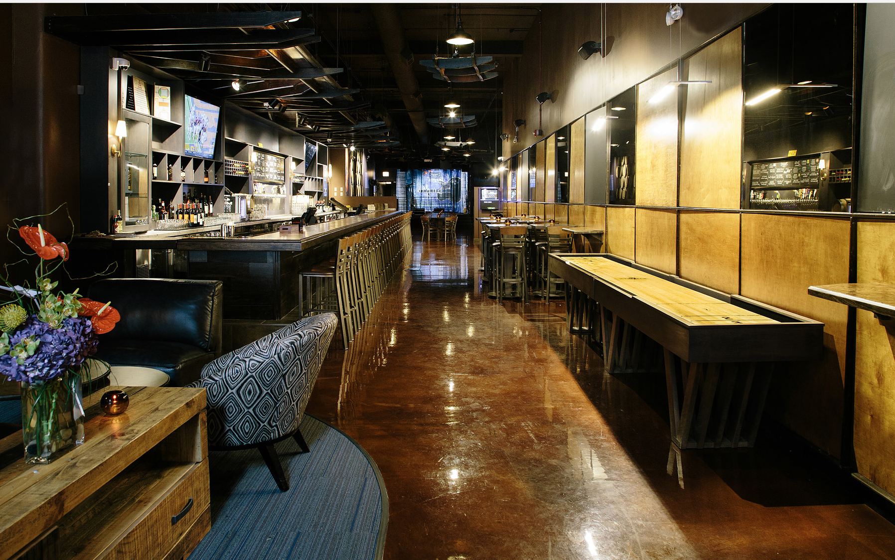 2Twenty2 Tavern Chicago Cocktail Compass