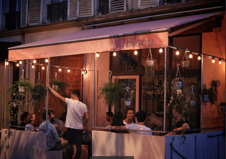 100 Best Bars in Paris to Drink at Right Now