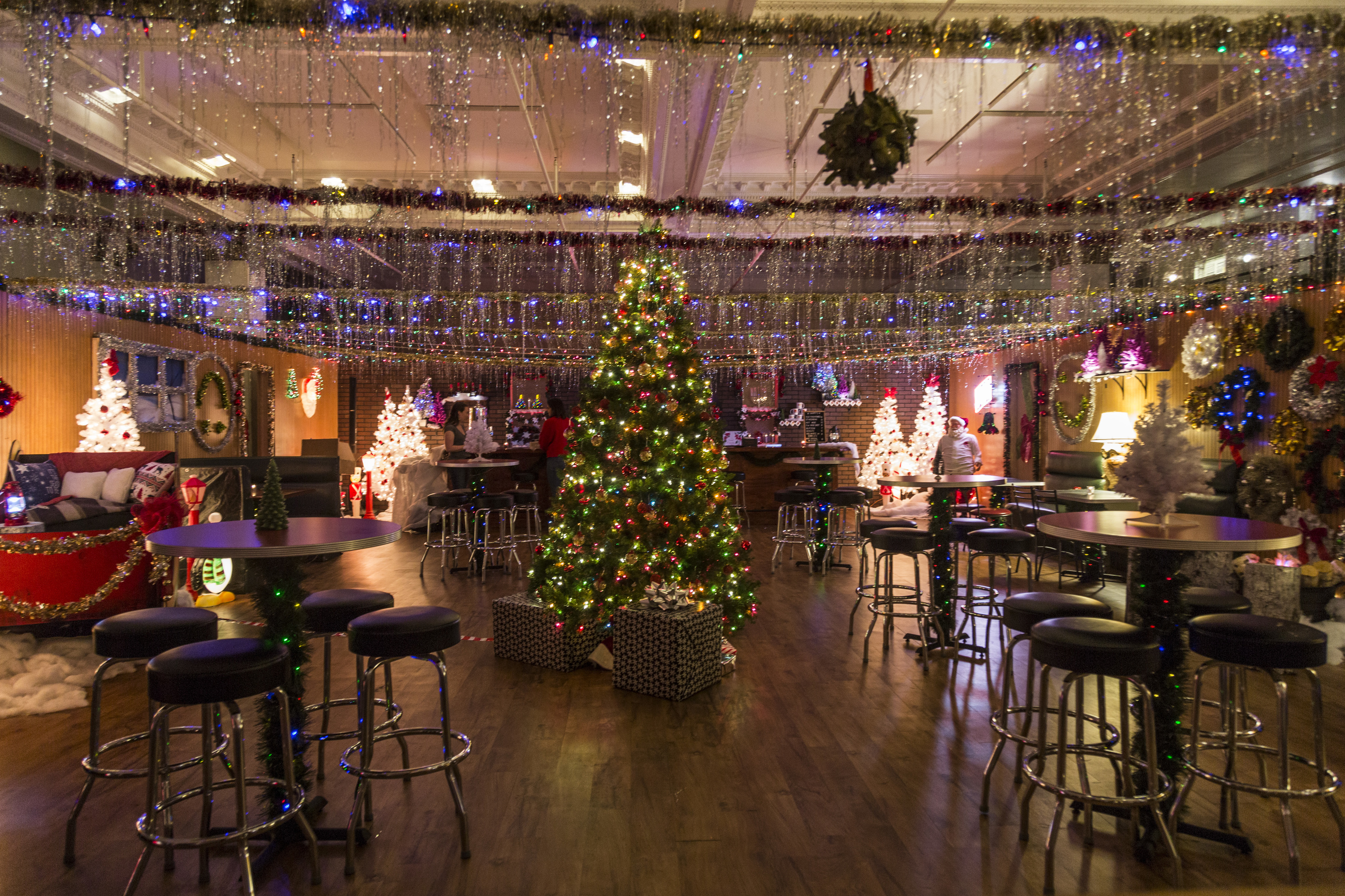 Check out Chicago Athletic Association’s wildly festive holiday popup