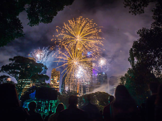 Melbourne New Year's Eve fireworks cancelled for 2020