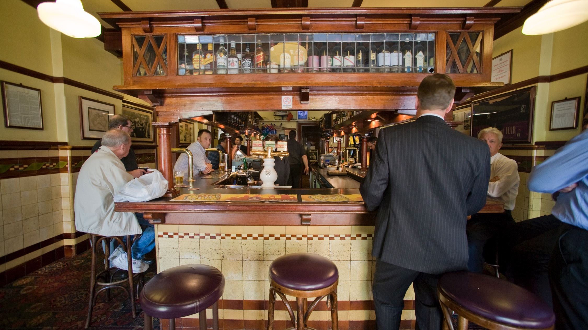 Fortune of War Bars in The Rocks, Sydney