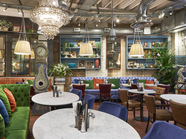 Bill's Covent Garden (St Martin's Courtyard) Restaurants in Covent