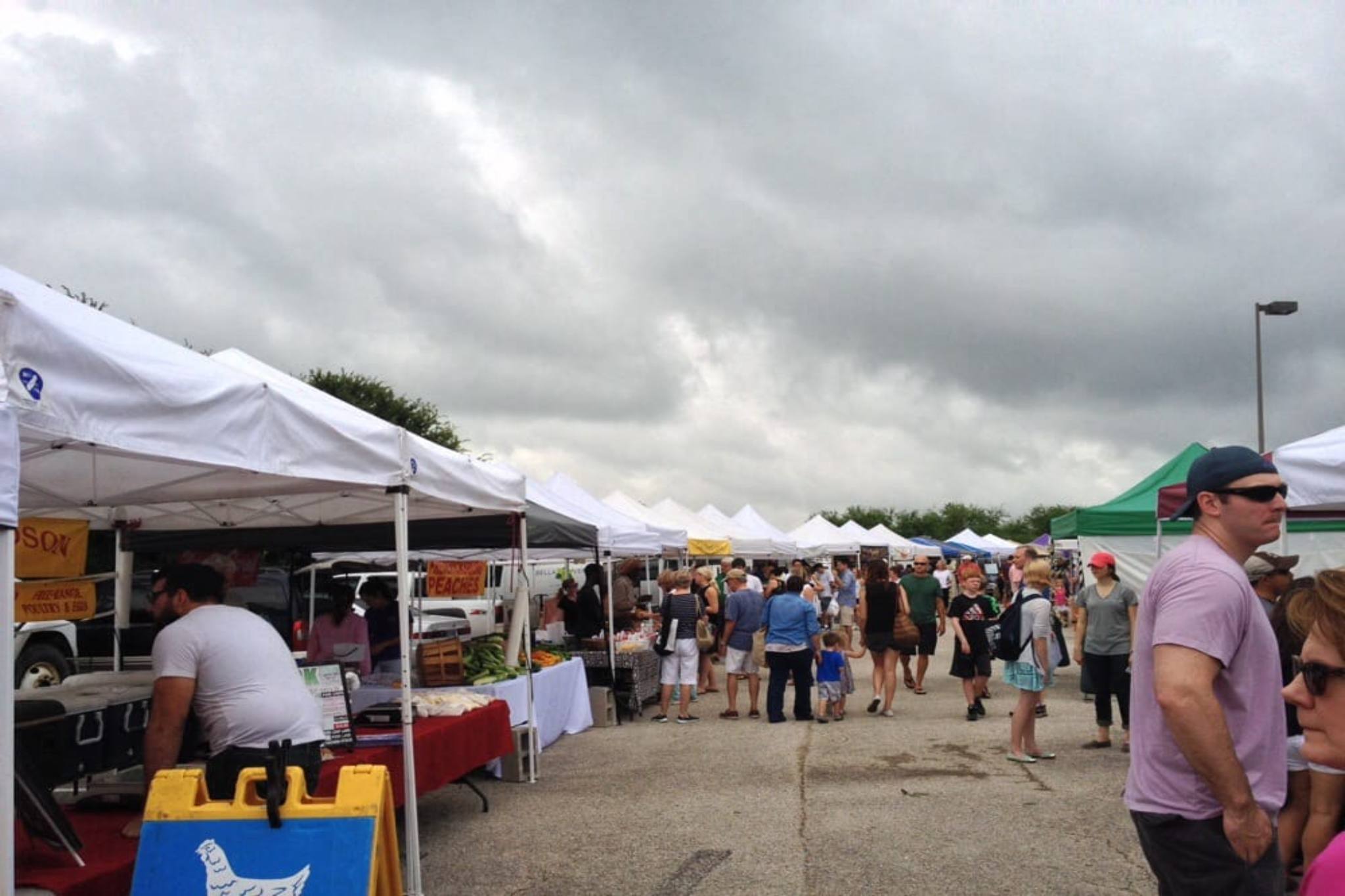Barton Creek Farmers Market Shopping in SpyglassBartons Bluff, Austin