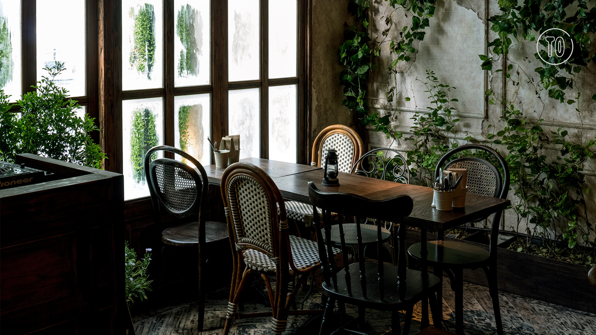 The Bar Upstairs Bars in Nana, Bangkok